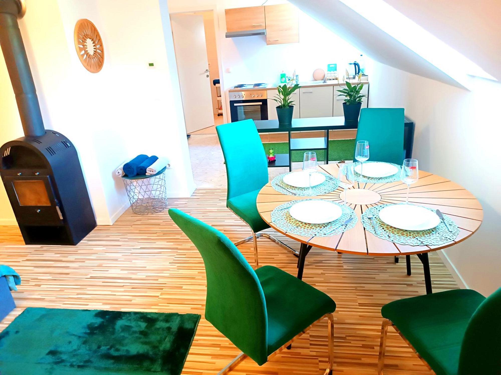 Family Apartments Center Of Muerzzuschlag ภายนอก รูปภาพ