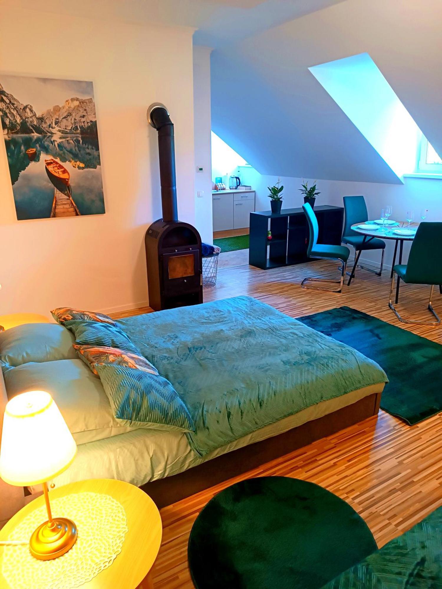 Family Apartments Center Of Muerzzuschlag ภายนอก รูปภาพ