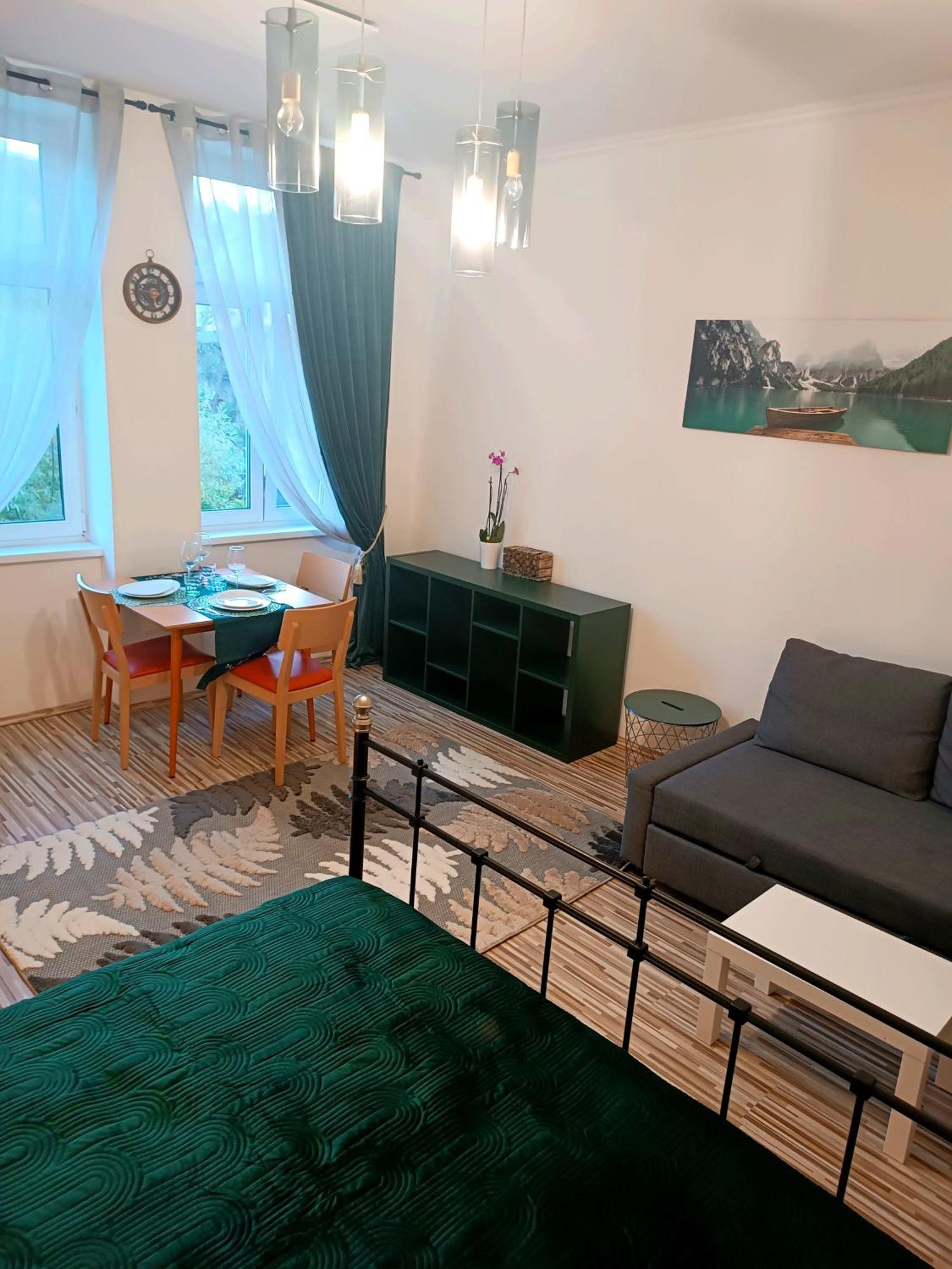 Family Apartments Center Of Muerzzuschlag ภายนอก รูปภาพ